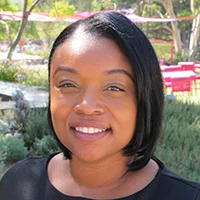 Tamara Hunter portrait photo.