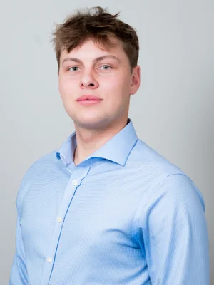 Max Riley.jpg