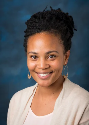 Diane Terry headshot photo.
