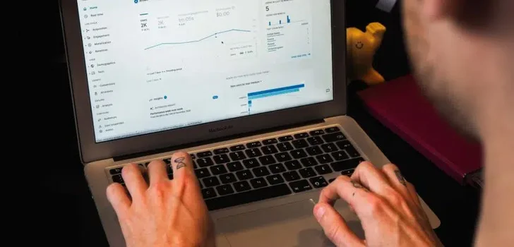 Hands on a keyboard
