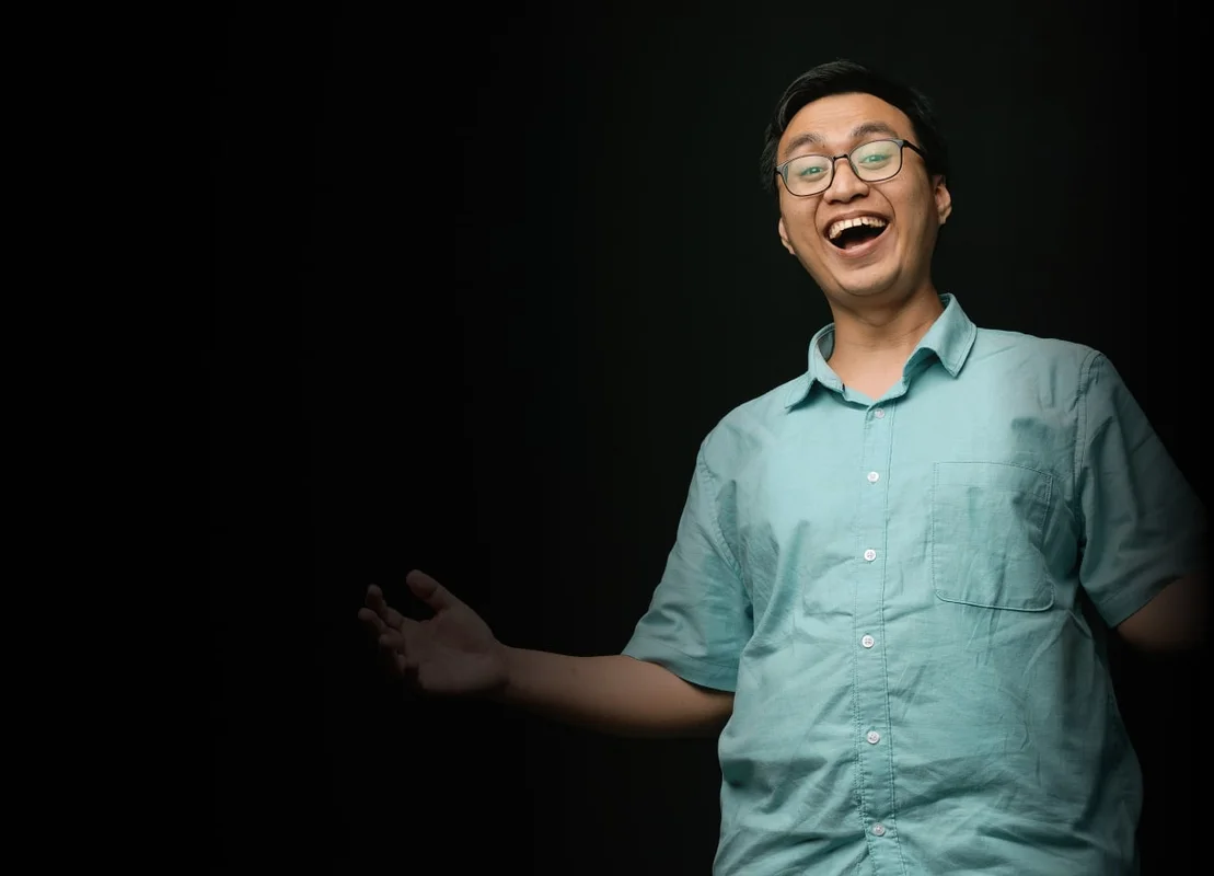 Picture of Eki against a black screen