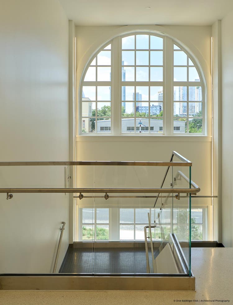 Ultra Series radius picture double hung 