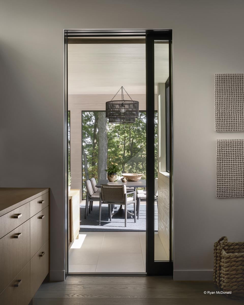 AR318 - Interior of home with VistaLuxe WD LINE windows and doors