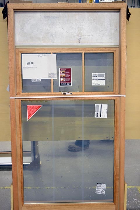 CS24-4, Double Hung with Head Jamb for Pass-Through Service (interior)