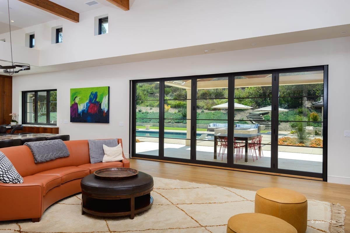 AP336 - Interior of home with VistaLuxe WD LINE windows and doors