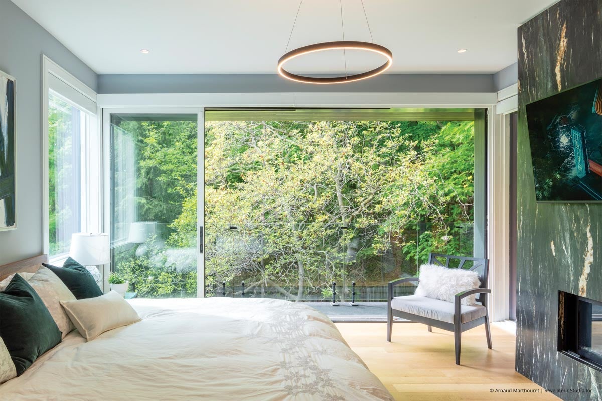 AM604 - main bedroom - Ultra Series windows and multi-slide door