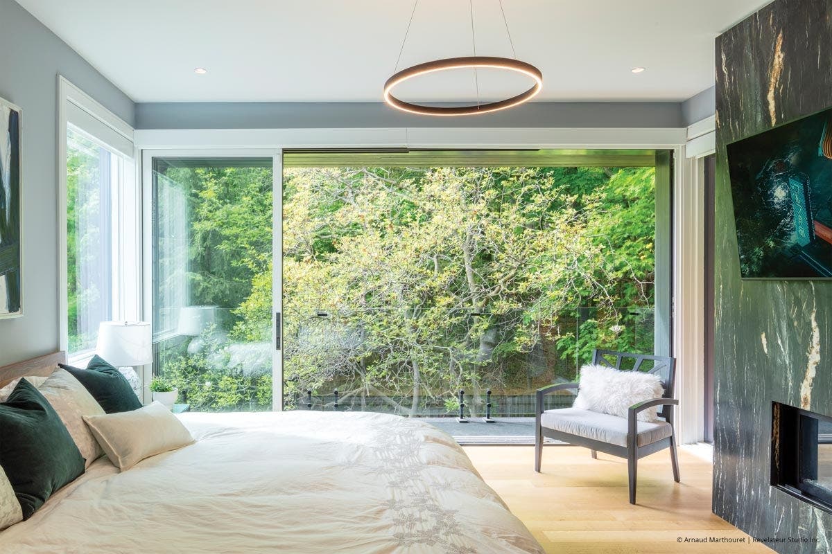 AM604 - main bedroom - Ultra Series windows and multi-slide door