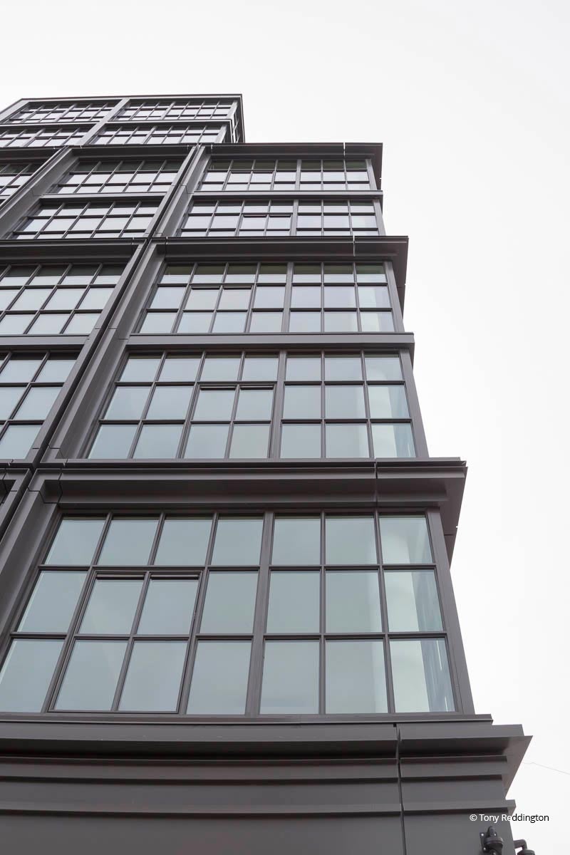XX116 - Exterior of commercial building with Reynaers window systems