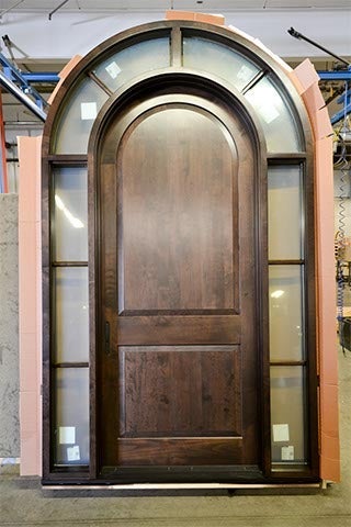 CS74-5, Alder Half-Circle-Top Door with Wrap-Around Sidelites & Transoms (exterior)
