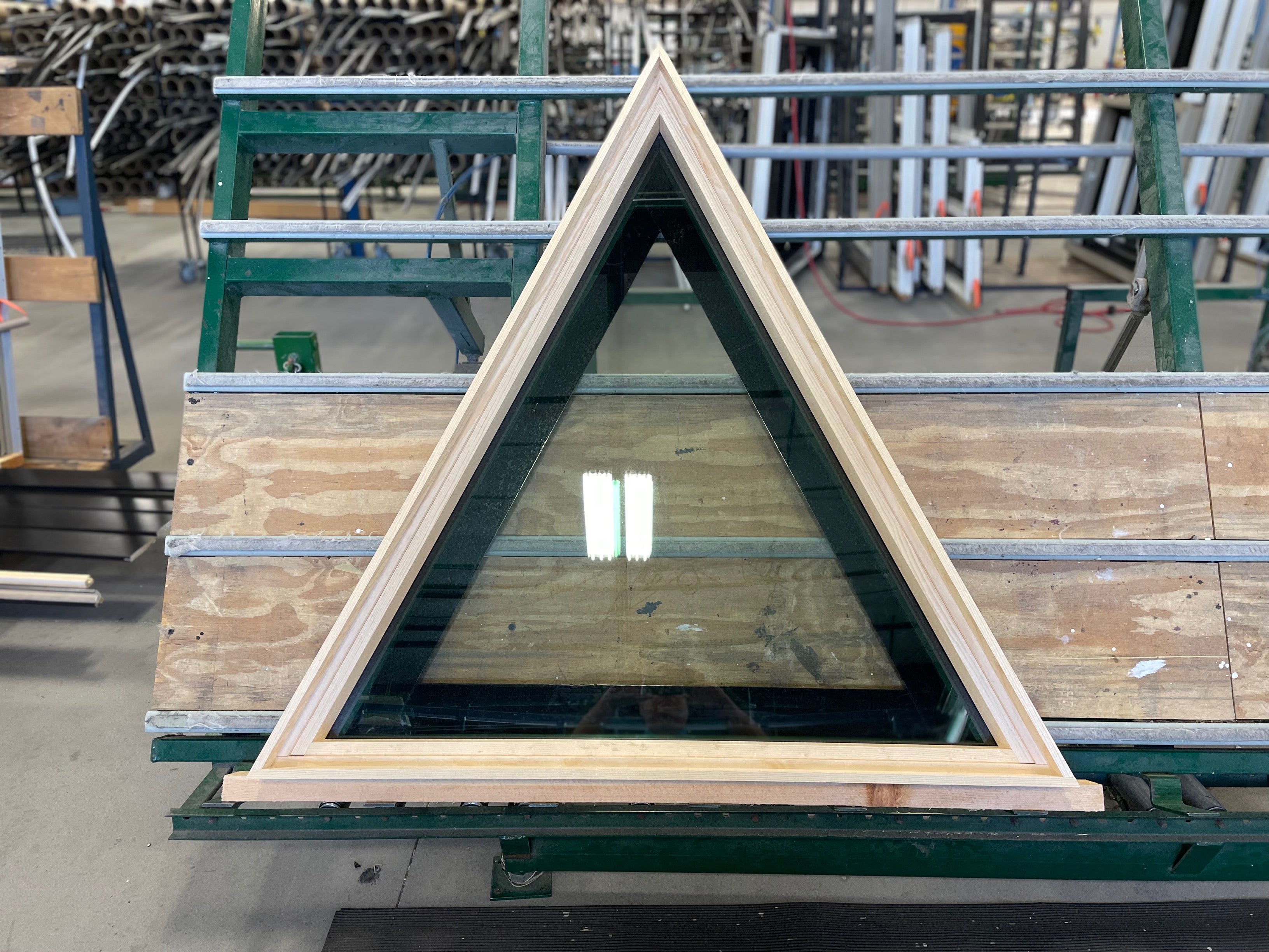 CS118-01-Forgent Series Triangle Direct Set