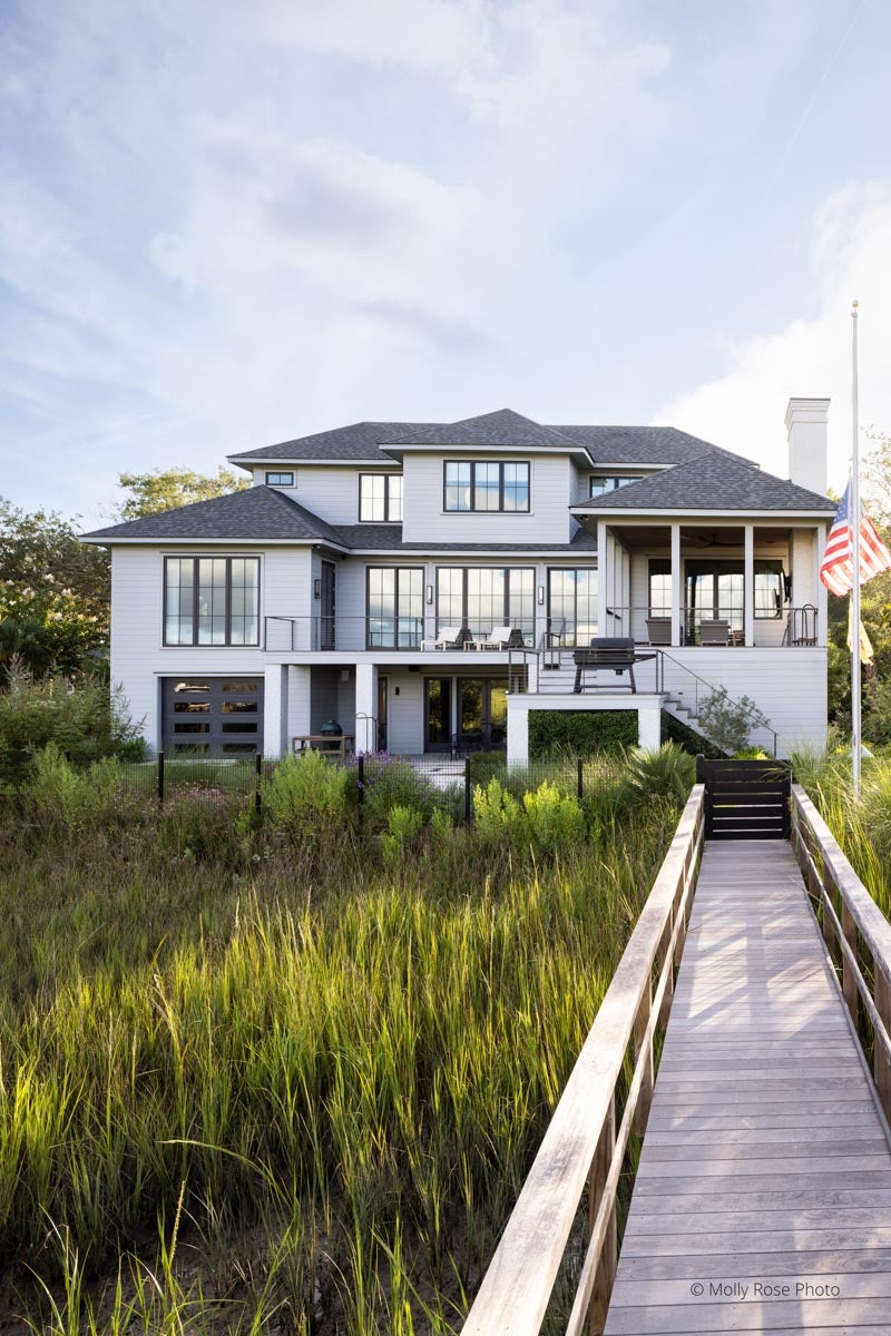 AR501 - Exterior of home with Ultra Series windows and doors