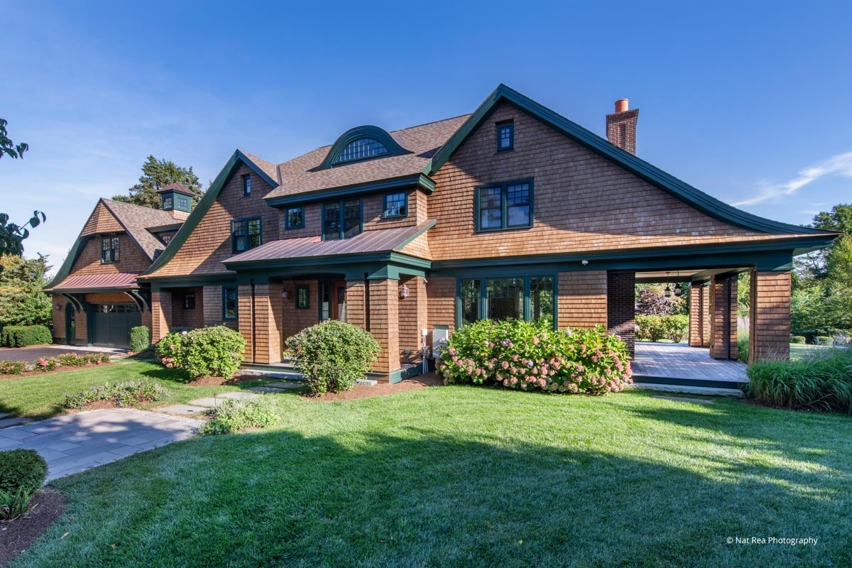 AP500 - Exterior of home with Heritage Series windows and doors