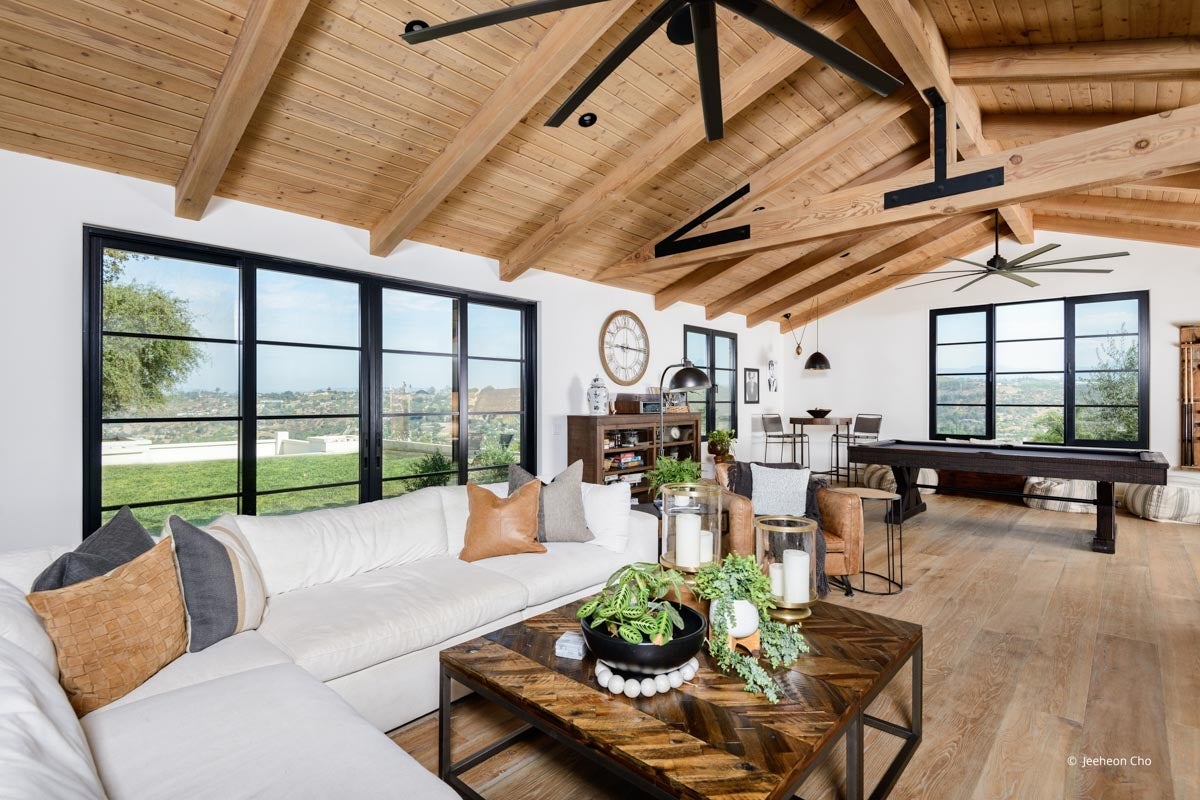 AP273 - Interior of home with VistaLuxe AL & WD LINE windows and doors