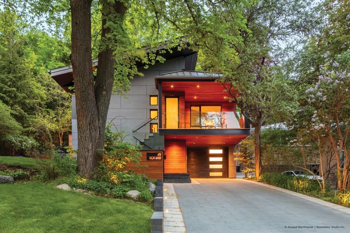 AM600 - front of modern home - Ultra Series windows and doors