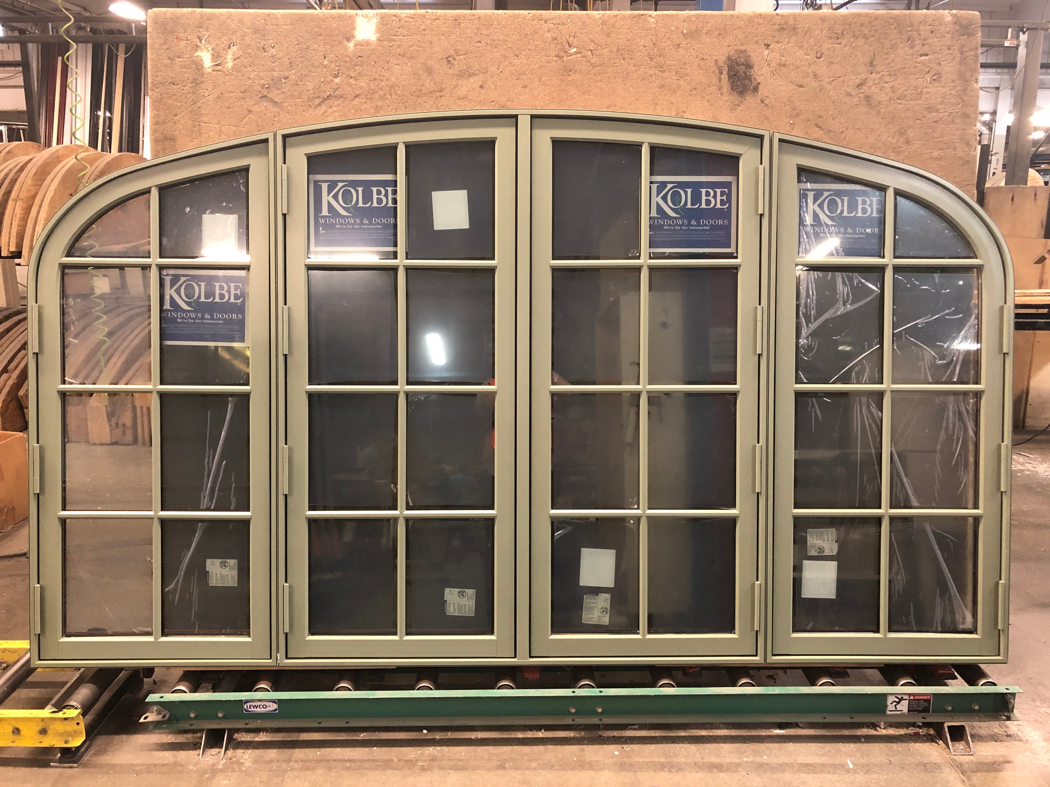 CS110-02-Ultra Series Custom Elliptical 4 Wide Crank-out Casement Window