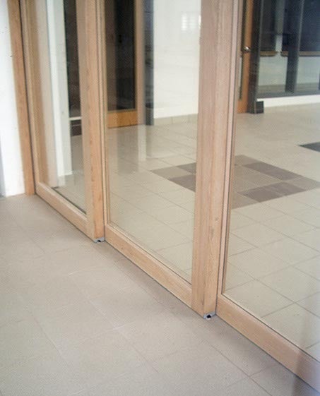 CS05-3, Lift & Slide Door with Wood Pocketing Panels for Interior Use (closeup of sill)