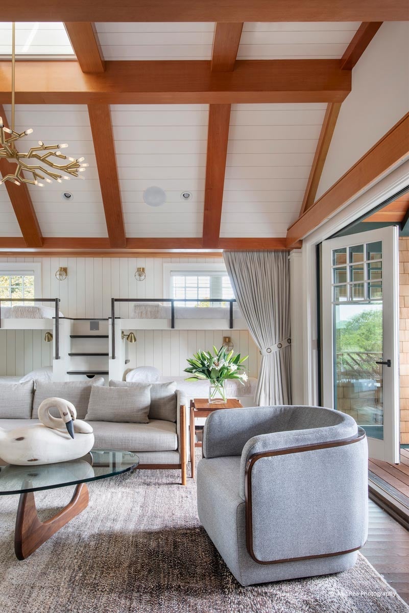 AP535 - Interior of home with Heritage Series windows and doors