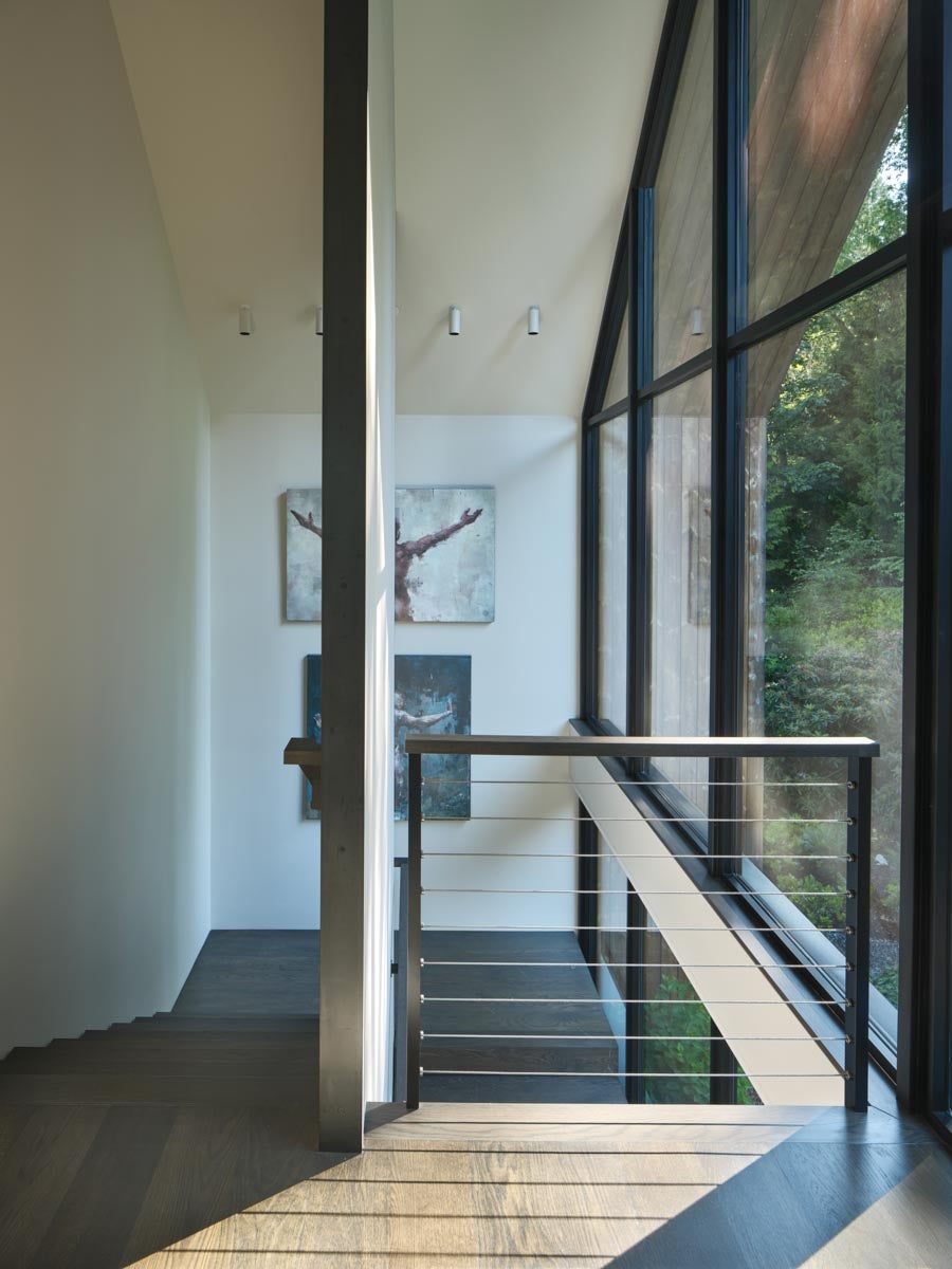 AR706 - Interior of home with VistaLuxe AL LINE windows and doors