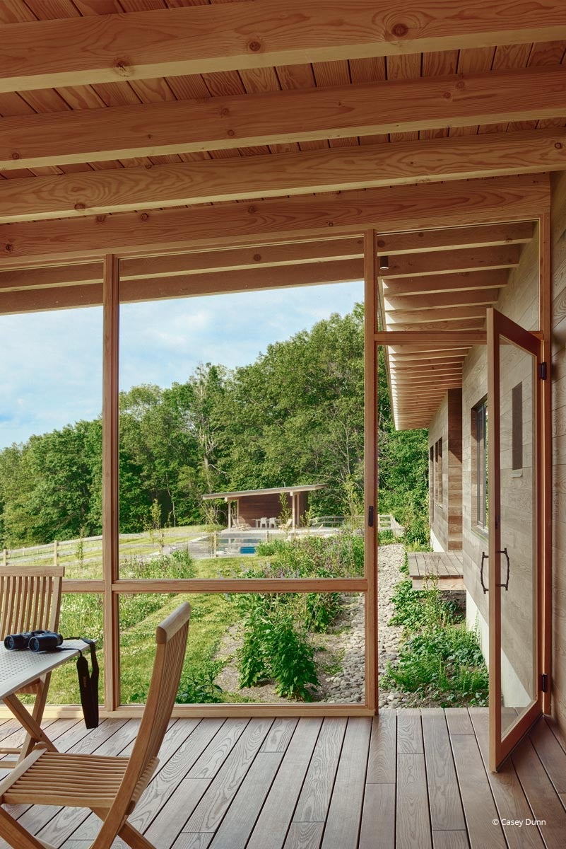 AQ111 - Interior of home with VistaLuxe WD LINE windows and doors