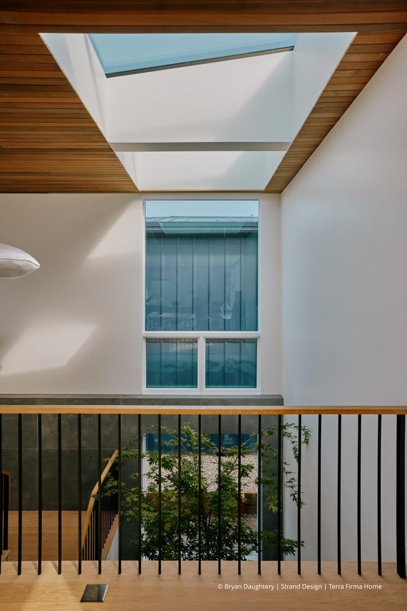 AR289 - Interior of home with VistaLuxe WD LINE windows and doors