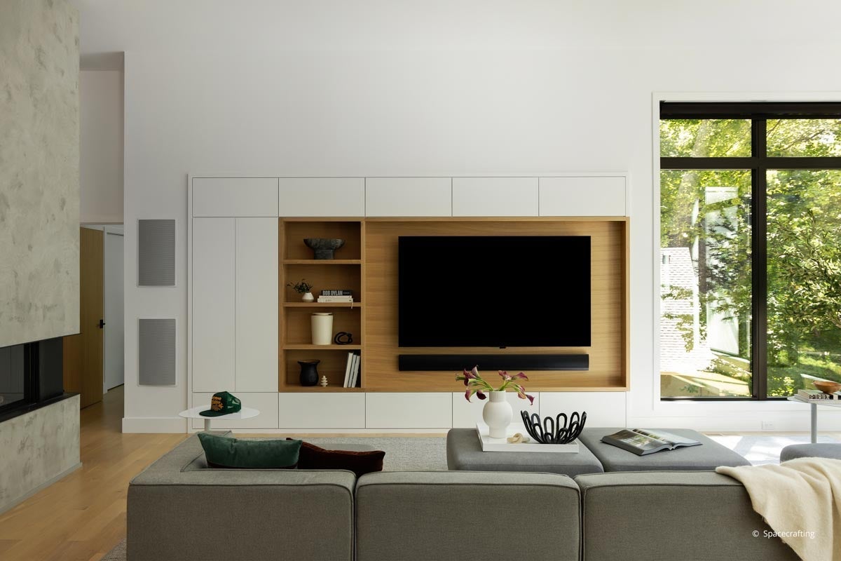 AQ321 - Interior of home with Forgent Series windows