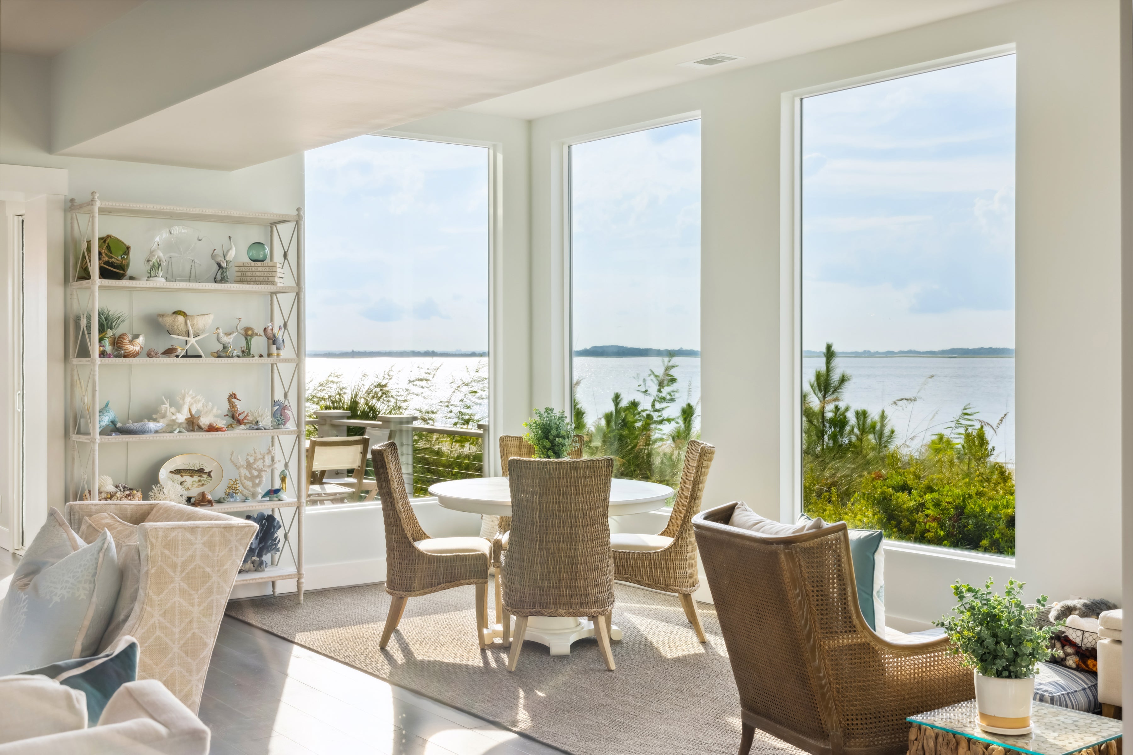 AN524 – Interior of waterfront home with Ultra windows and doors