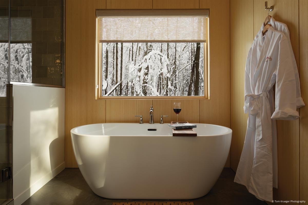 AM313 - Kolbe VistaLuxe WD direct set window featured in bathroom
