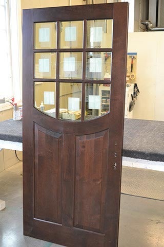 CS38-1, Alder Door with Inverted-Radius Glass Lite (interior)