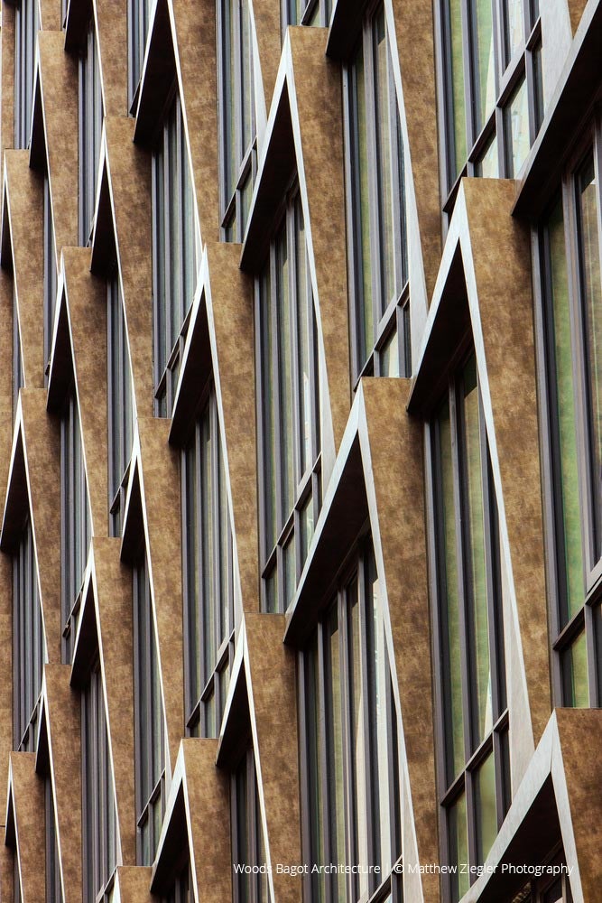 XX303 - Exterior of commercial building with Reynaers window systems