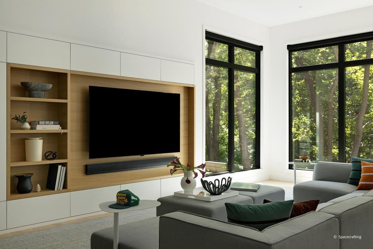 AQ323 - Interior of home with Forgent Series windows