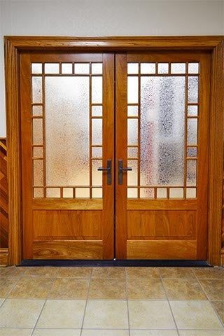 CS58-1, Mahogany French Door with Obscure Glass