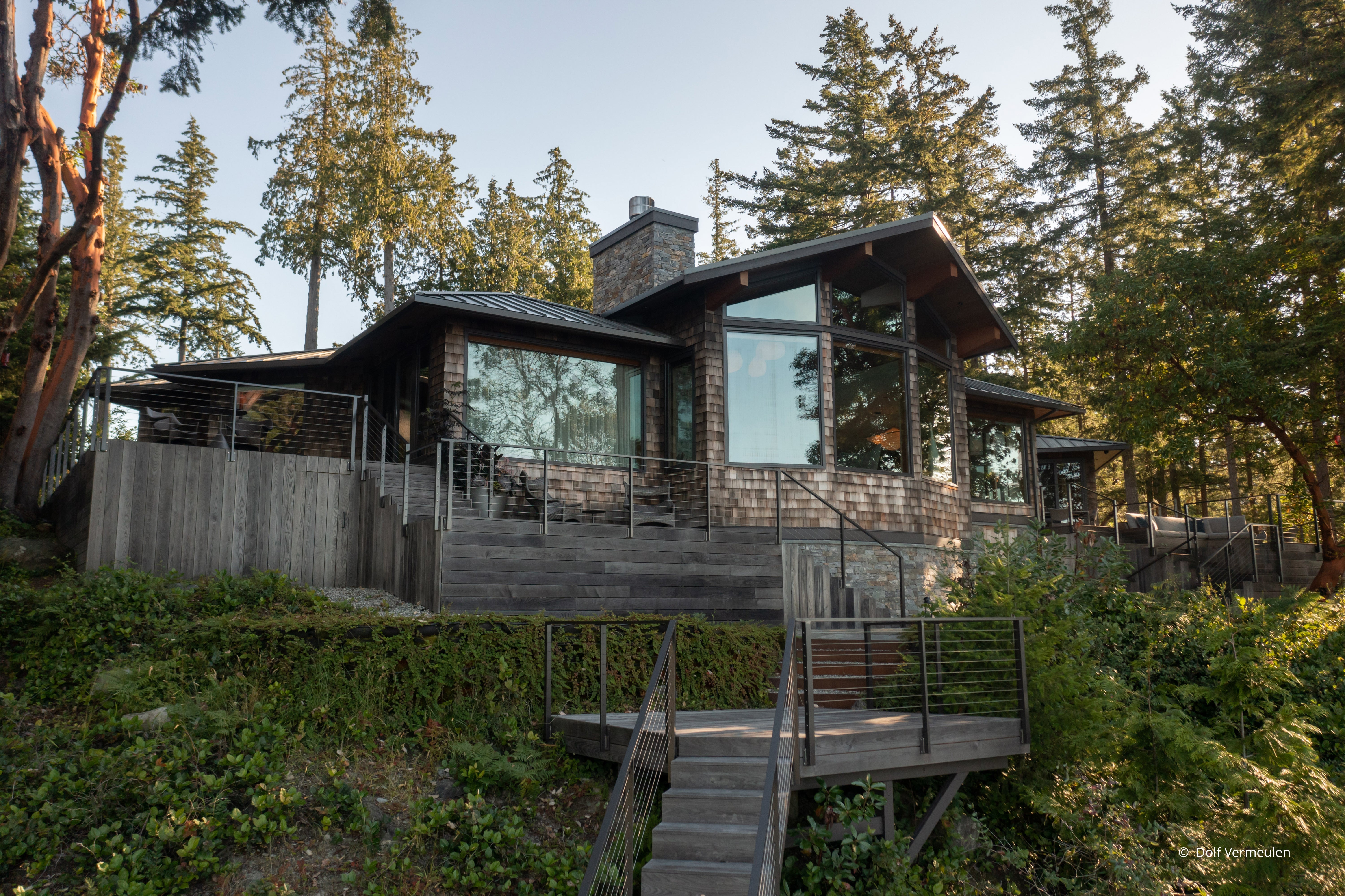 AO302 - Exterior of contemporary home with Ultra Series windows and doors