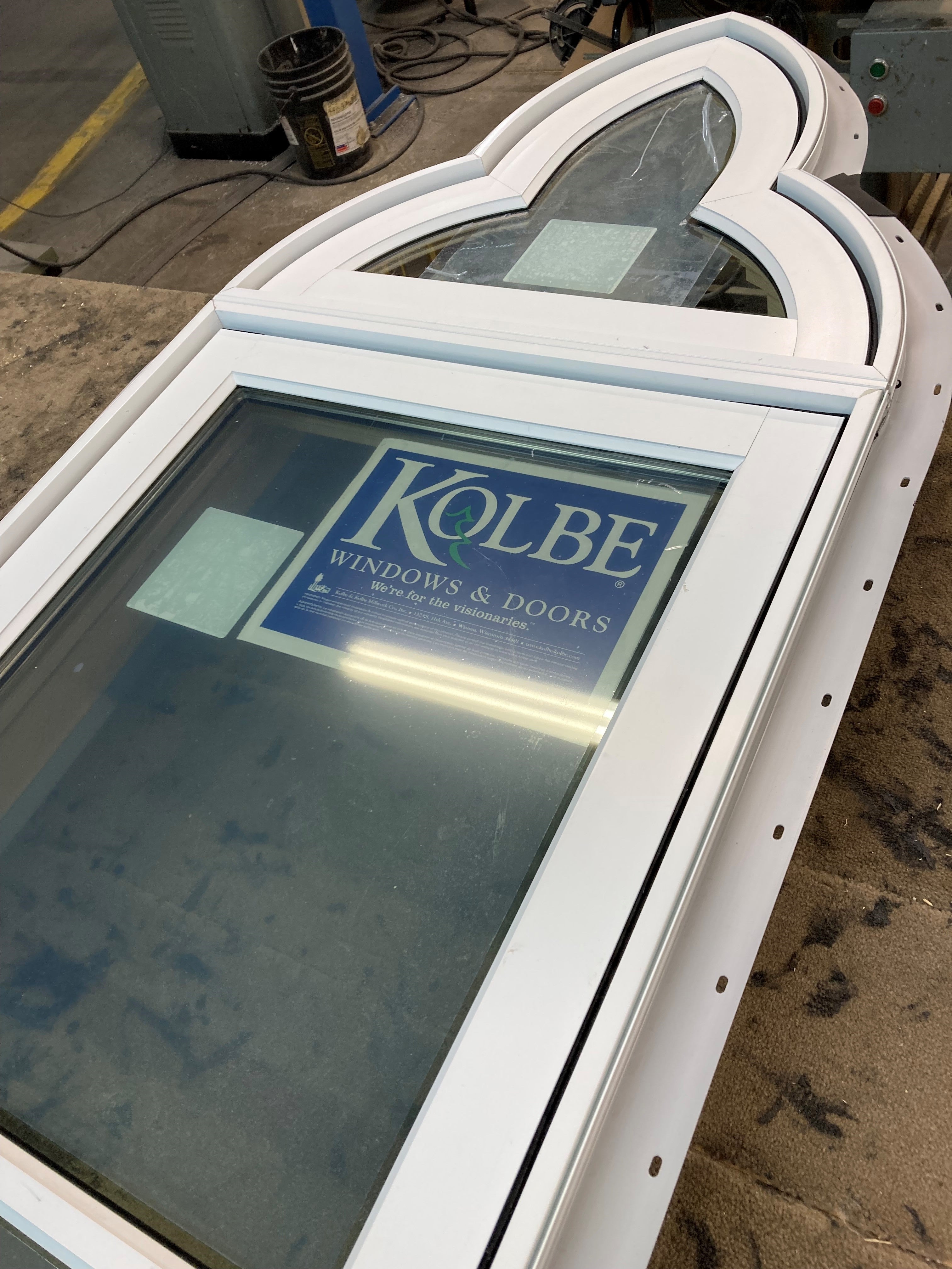 CS126_02 - Ultra Series custom gothic window - exterior