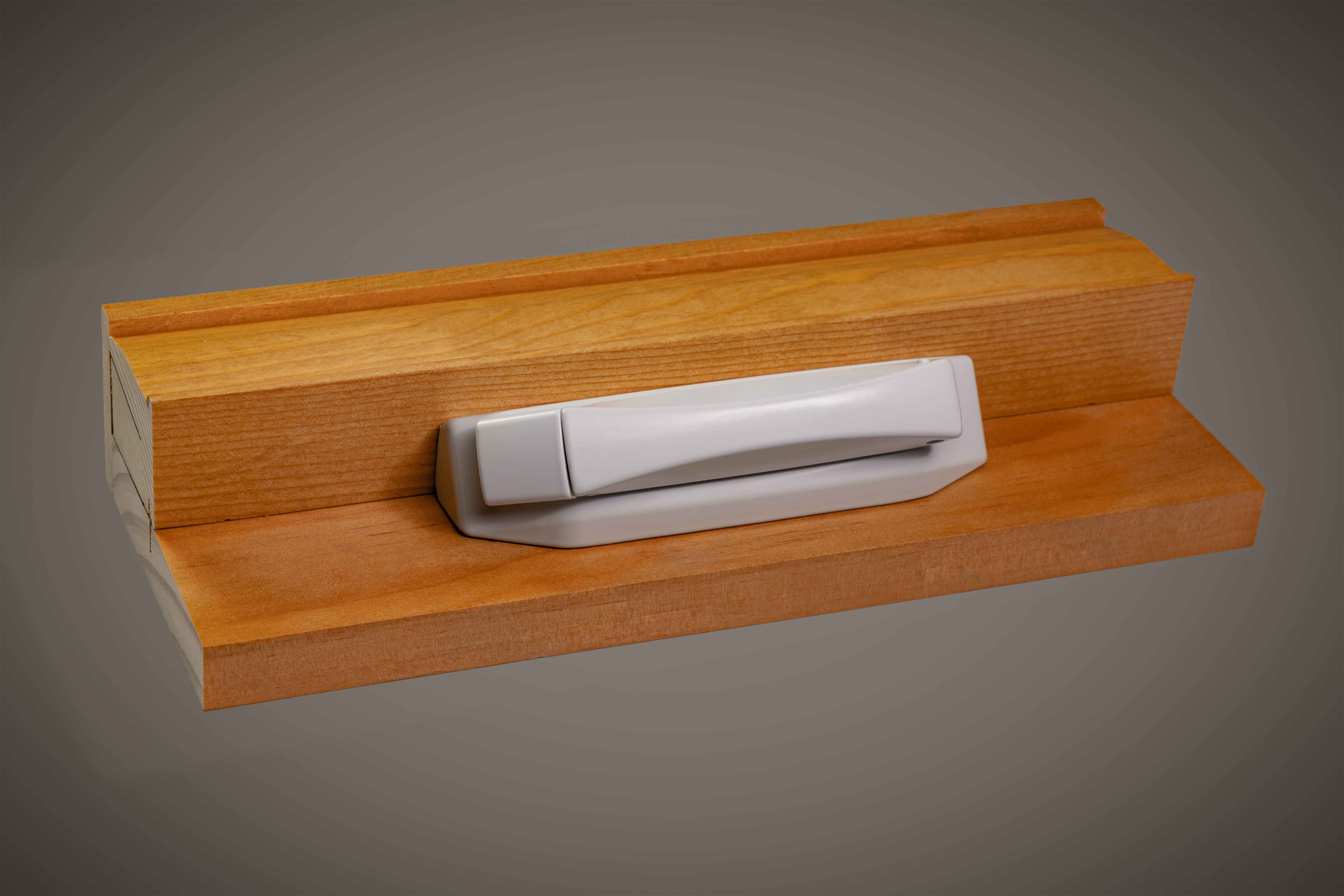 White Attraction handle