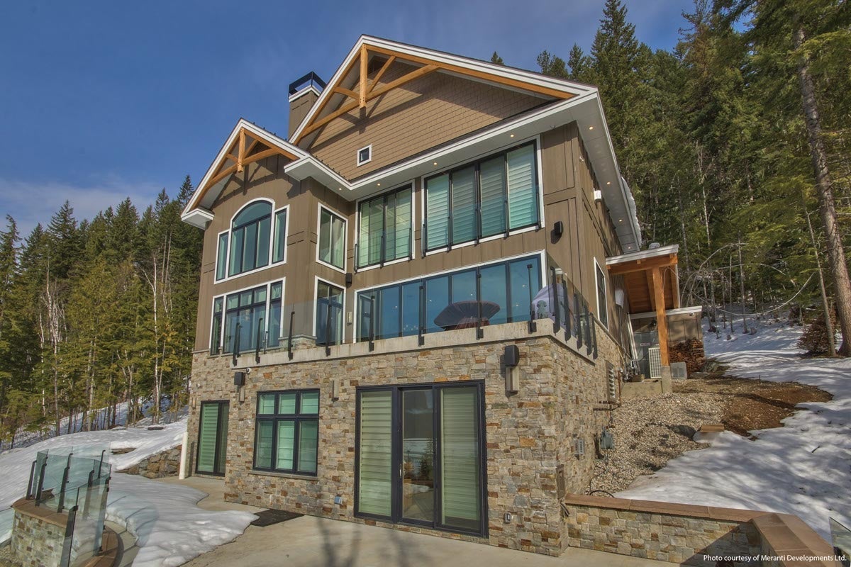 Z921 - Ultra Series residential build project, transitional style