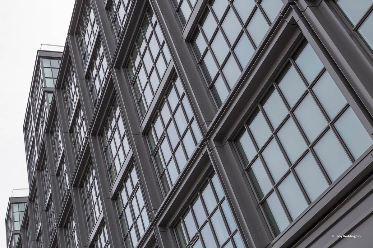 XX111 - Exterior of commercial building with Reynaers window systems