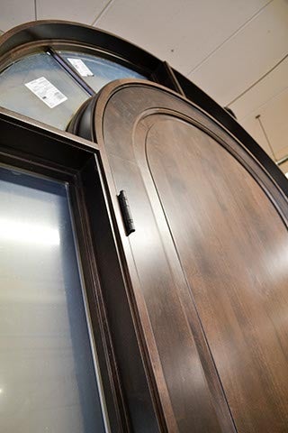 CS74-4, Alder Half-Circle-Top Door with Wrap-Around Sidelites & Transoms (interior closeup)