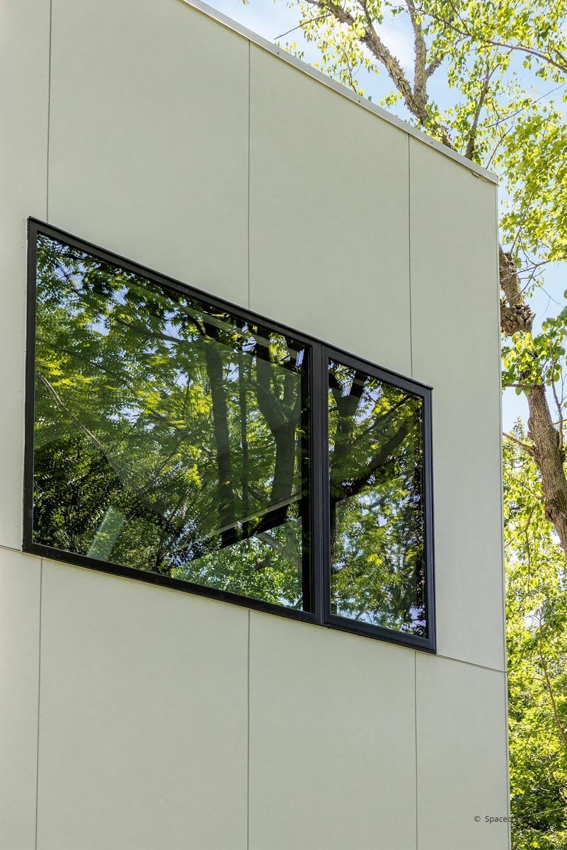AQ317 - Exterior of home with Forgent Series windows