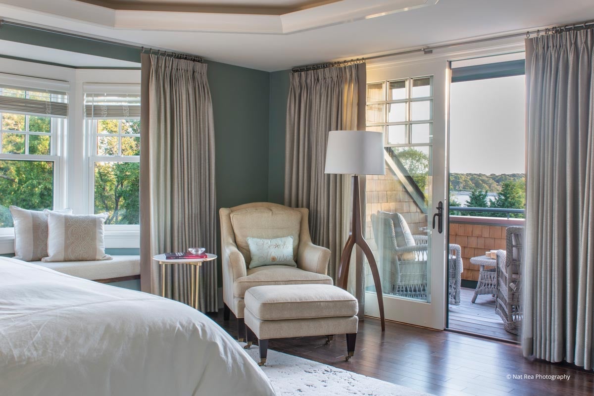AP527 - Interior of home with Heritage Series windows and doors