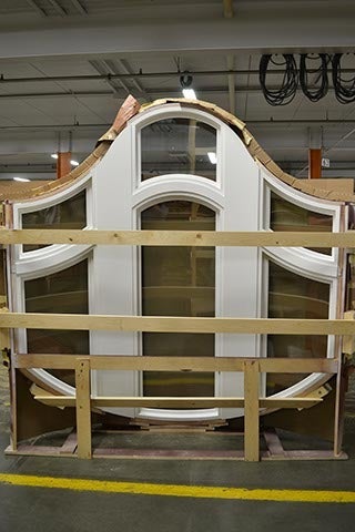 CS60-8, Unique Radius Mull Unit with Curved Glass (interior)
