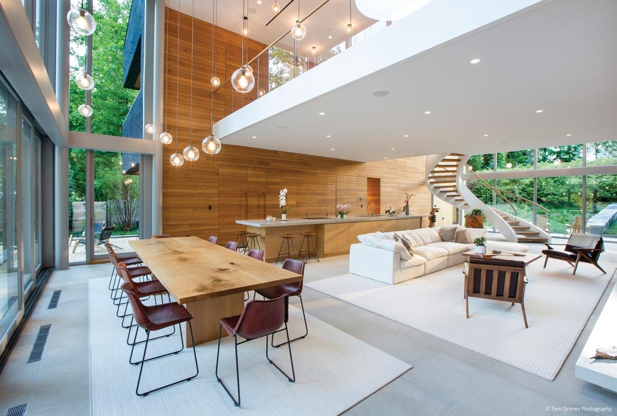 AN103 - interior open concept with large glass wall