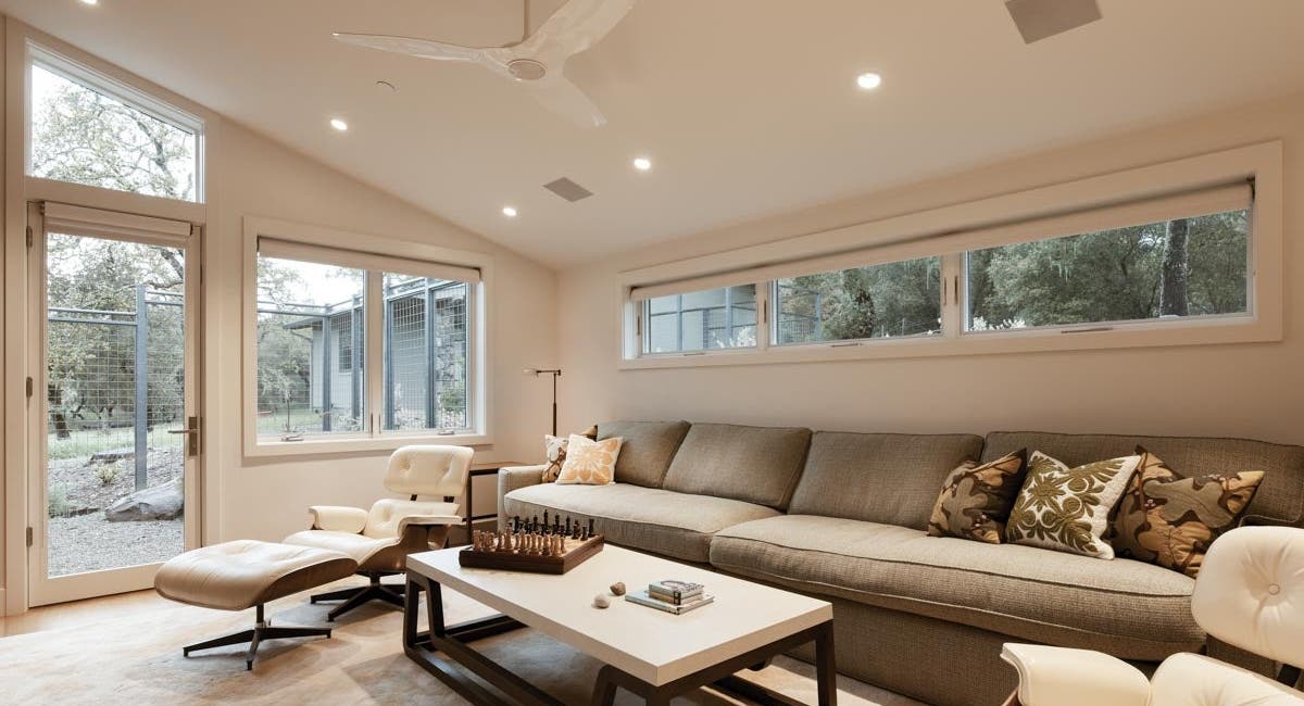 AM226 - Kolbe VistaLuxe WD casements and awnings featured in library