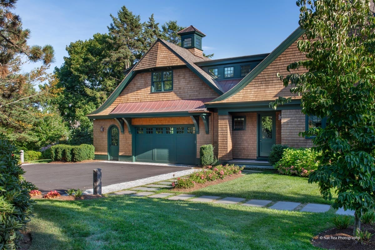 AP501 - Exterior of home with Heritage Series windows and doors