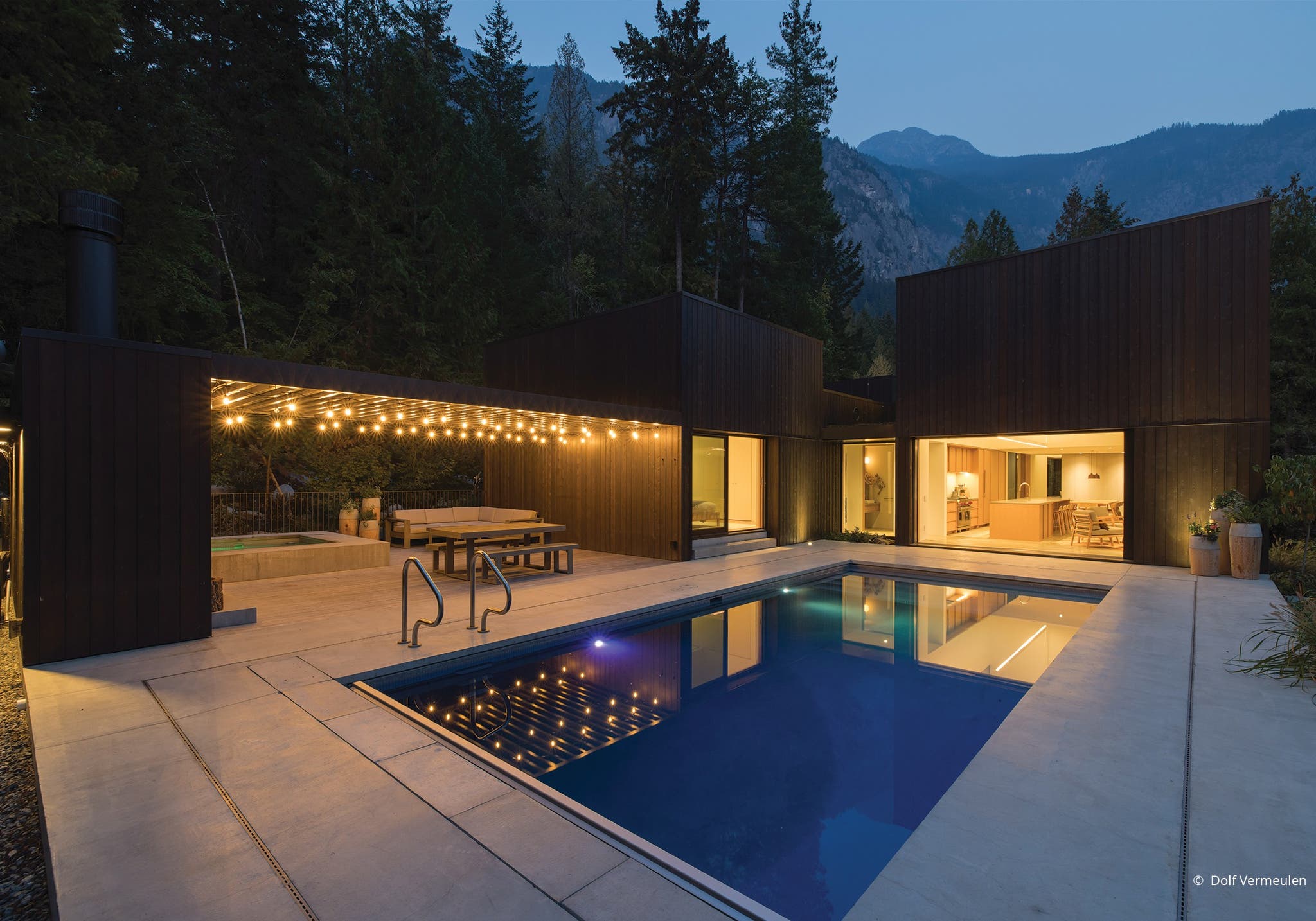 AO223-Camera-House-