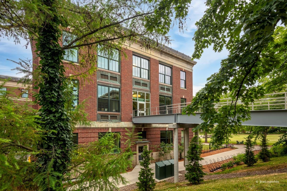 AQ203 - Exterior of building with Ultra Series windows and doors