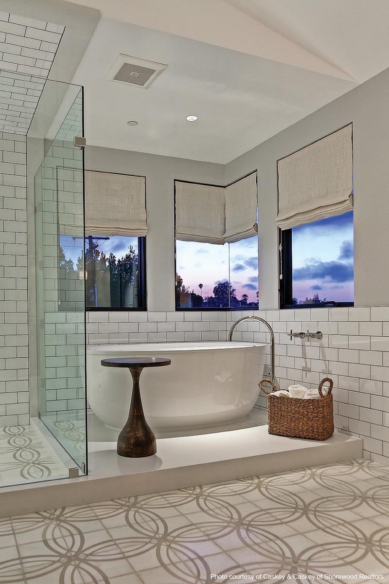 X532 - California modern rustic home