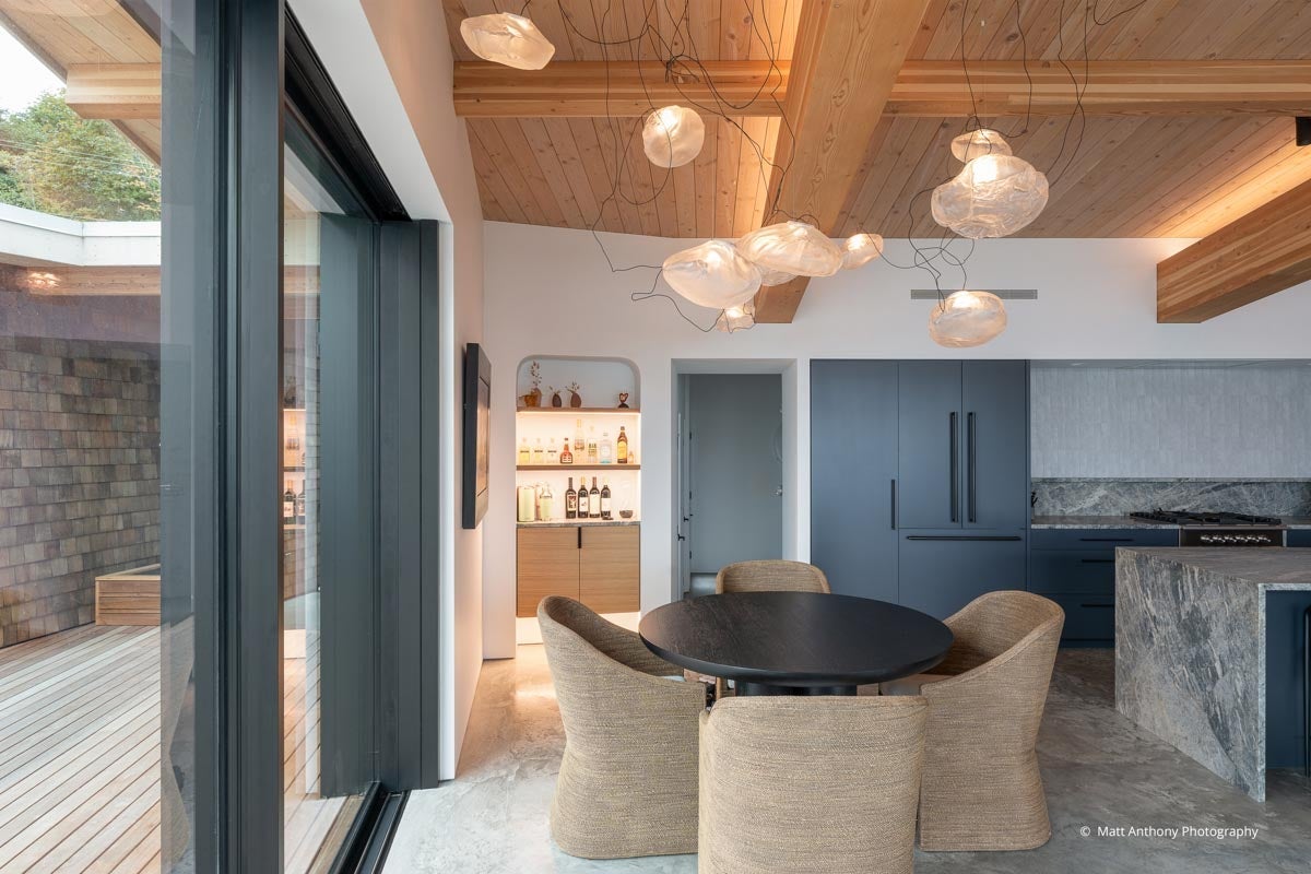 AP408 - Interior of home with VistaLuxe AL LINE doors
