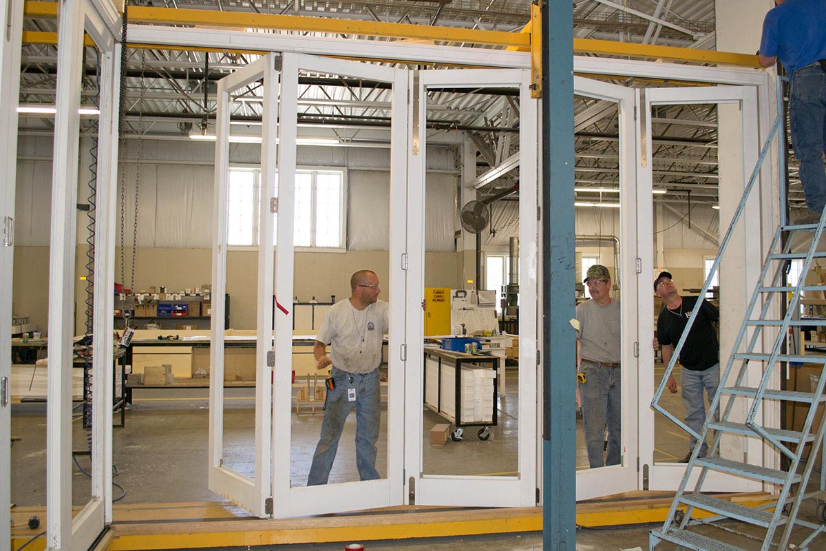 CS02-2, 90° Folding Door Corner Unit (interior)