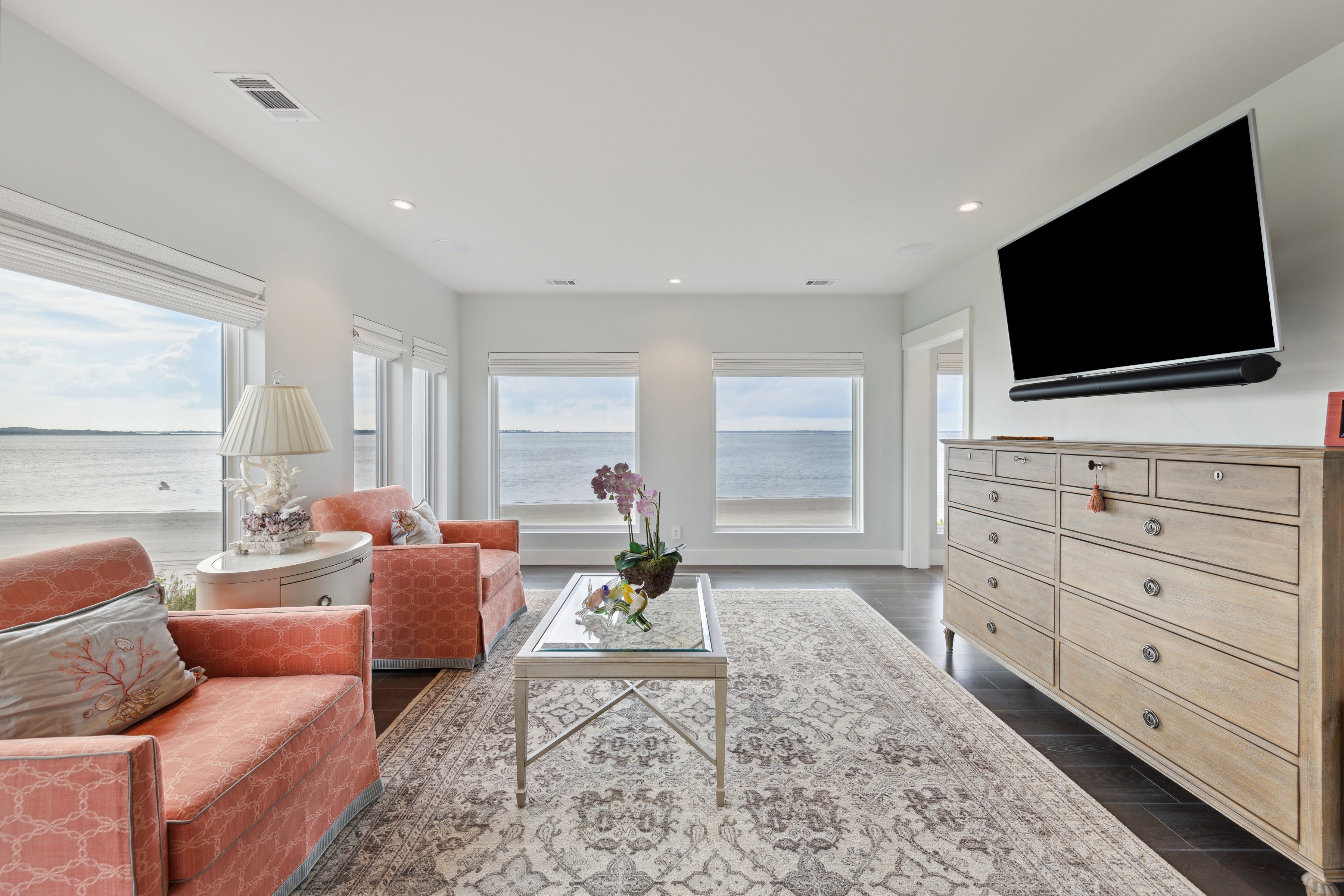 AN546 – Interior of waterfront home with Ultra windows and doors
