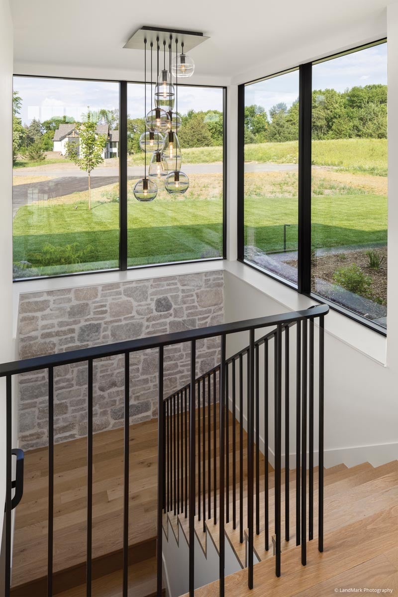 AN332 - stairwell with VistaLuxe Collection corner windows